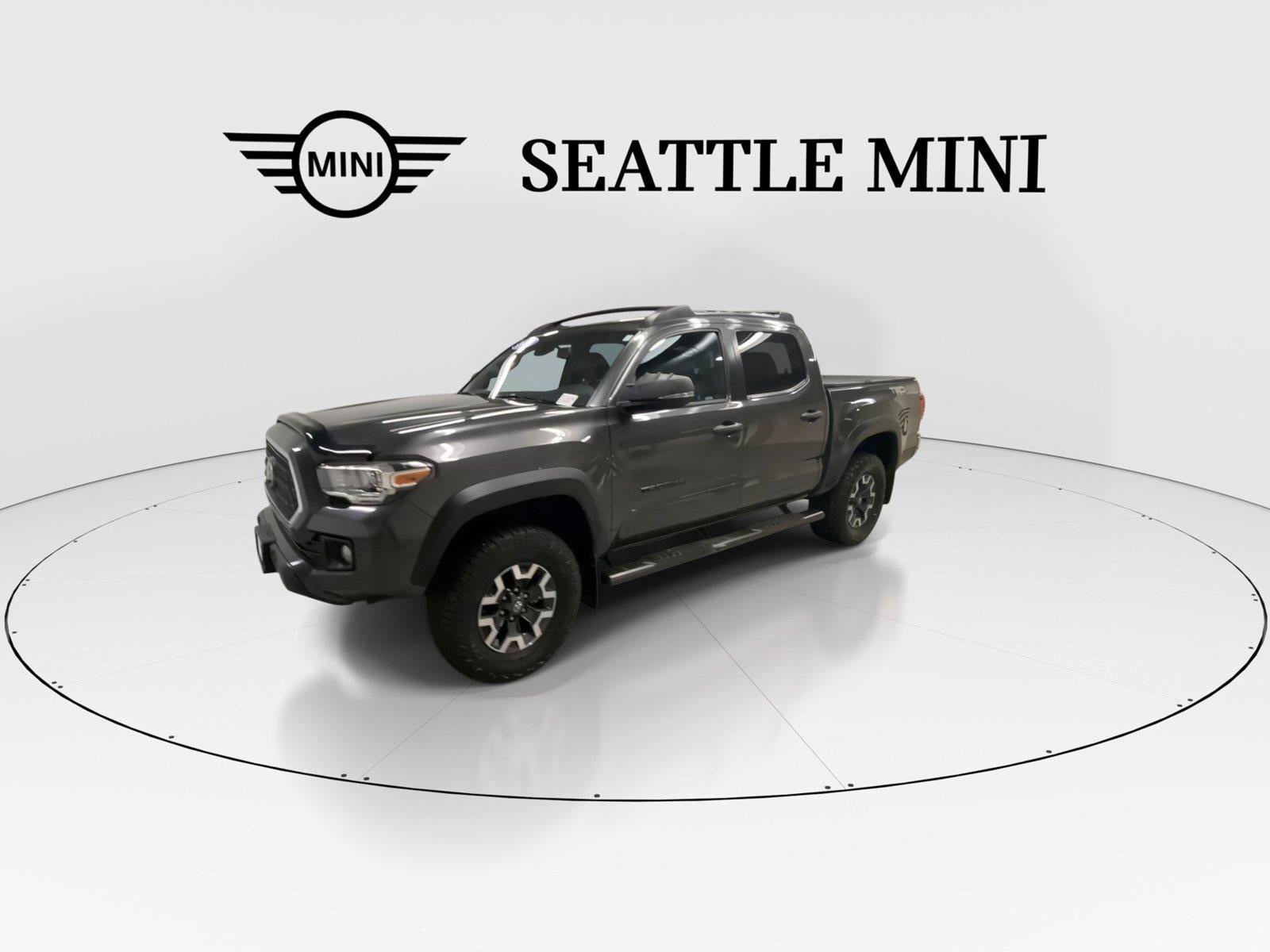 Used 2019 Toyota Tacoma TRD Off-Road AWD/4WD image 5