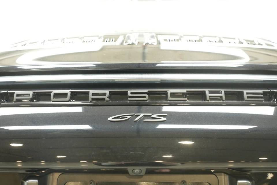 Certified 2025 Porsche 911 Carrera 4 GTS AWD/4WD image 40