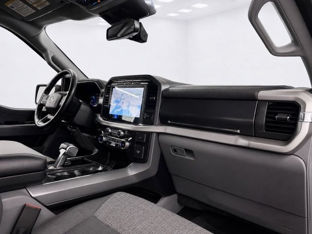 Used 2022 Ford F150 Lightning XLT AWD/4WD image 19