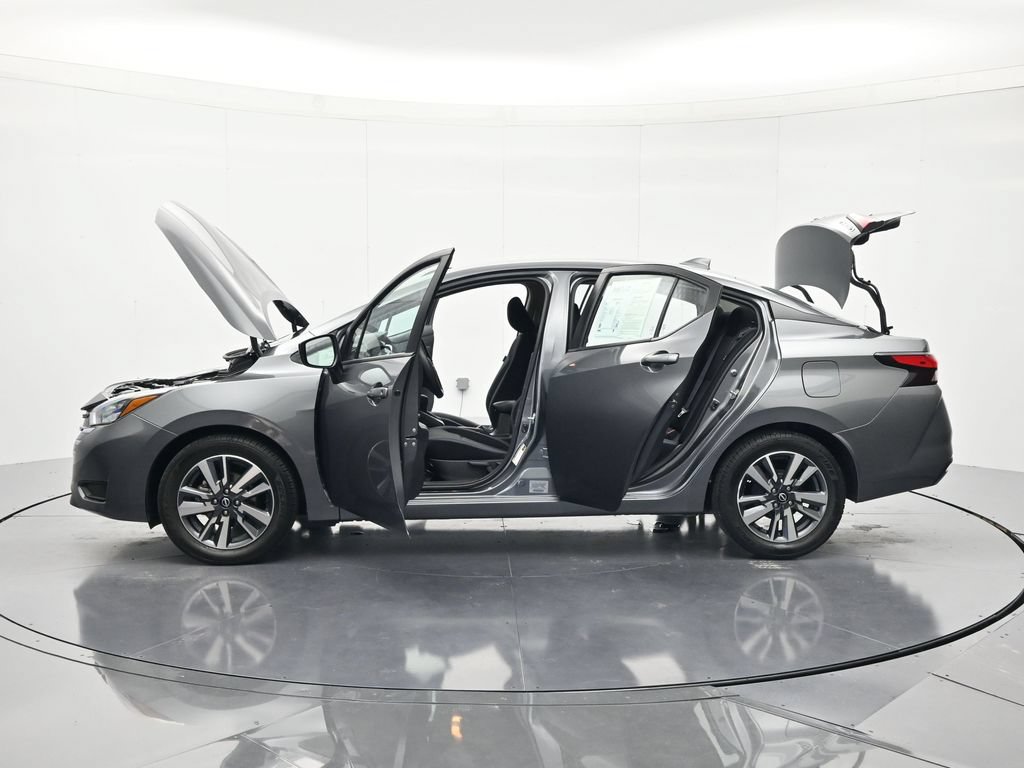 Used 2025 Nissan Versa SV FWD image 46