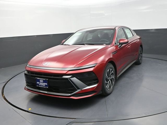New 2026 Hyundai Sonata Blue FWD image 4