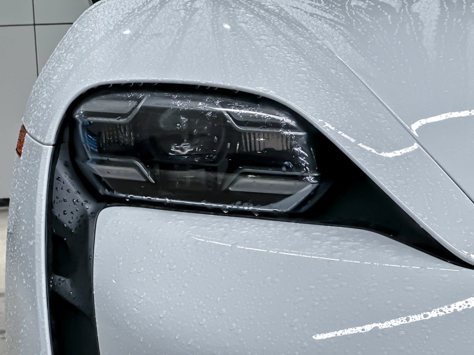 New 2024 Porsche Taycan Turbo AWD/4WD image 36