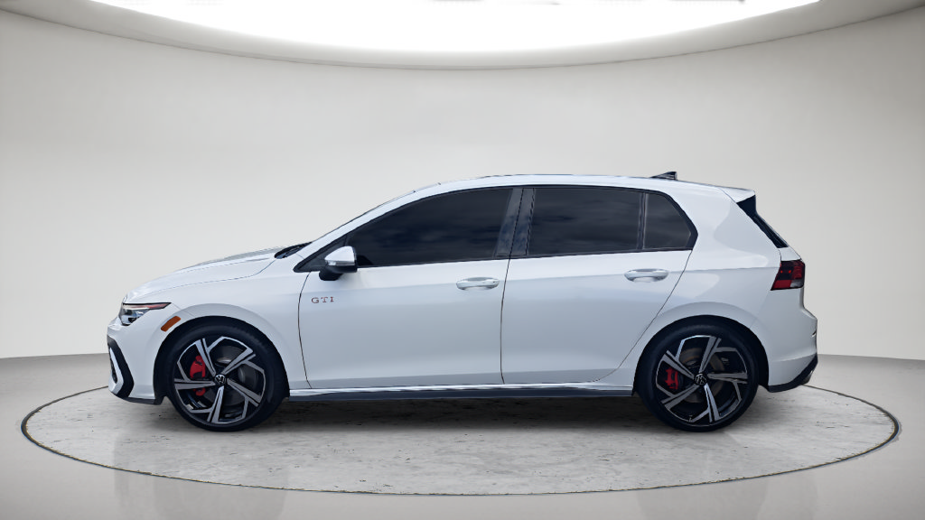Used 2025 Volkswagen GTI SE FWD image 8