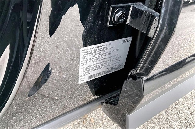 Used 2025 Audi Q3 2.0T Premium w/ Convenience Package image 35