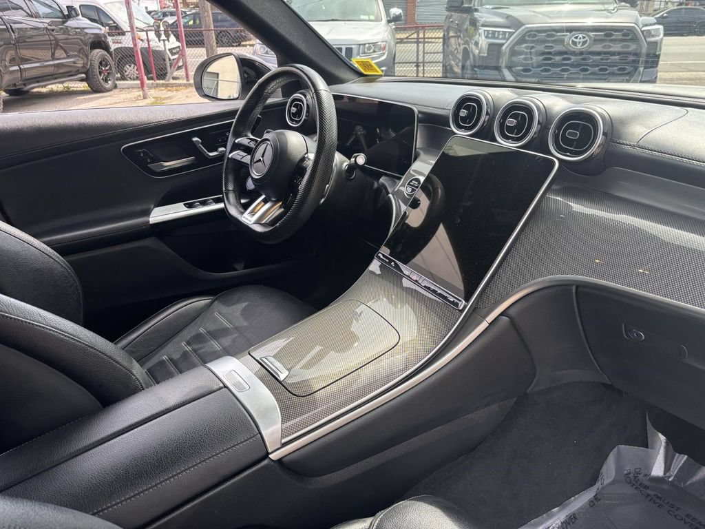 Used 2025 Mercedes-Benz GLC 43 AMG 4MATIC image 15