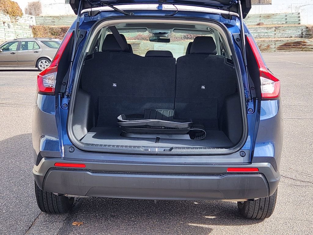 Used 2025 Honda CR-V EX image 16