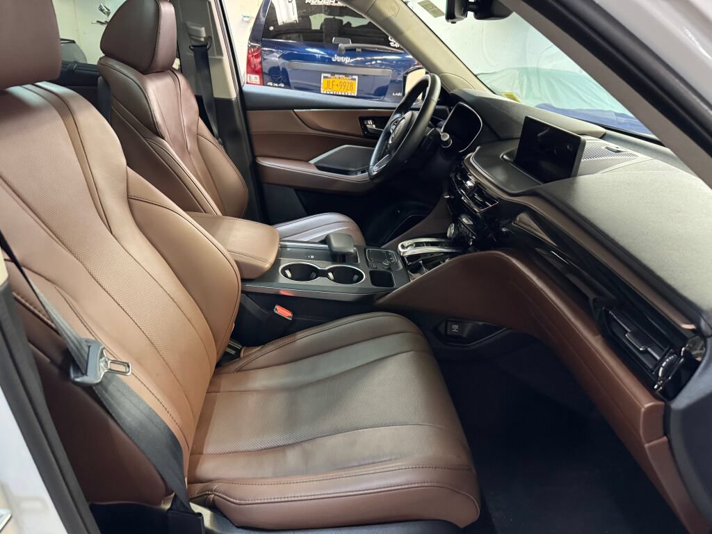 Certified 2023 Acura MDX w/ Technology Package AWD/4WD image 29