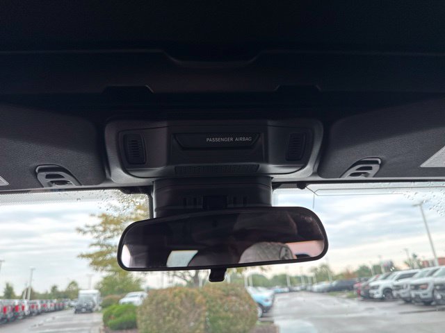 Used 2024 Jeep Gladiator Sport AWD/4WD image 16