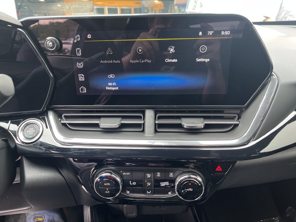 New 2026 Chevrolet Trax RS w/ Driver Confidence Package FWD image 18