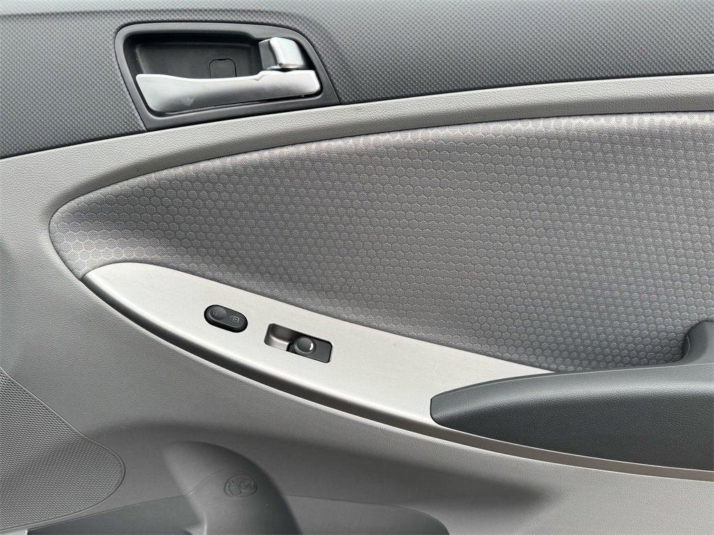 Used 2015 Hyundai Accent Sport image 20