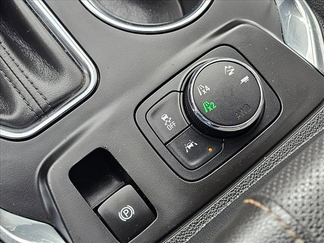 Used 2019 Chevrolet Traverse Premier w/ LPO, Blackout Package image 30