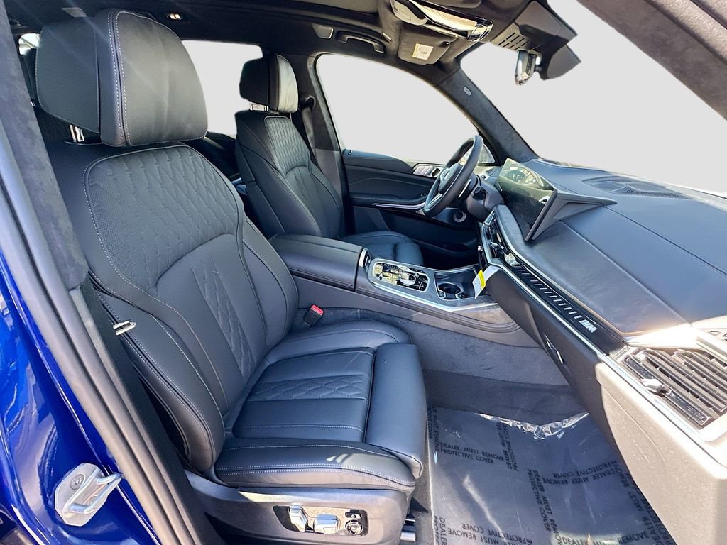 New 2026 BMW X7 M60i image 24