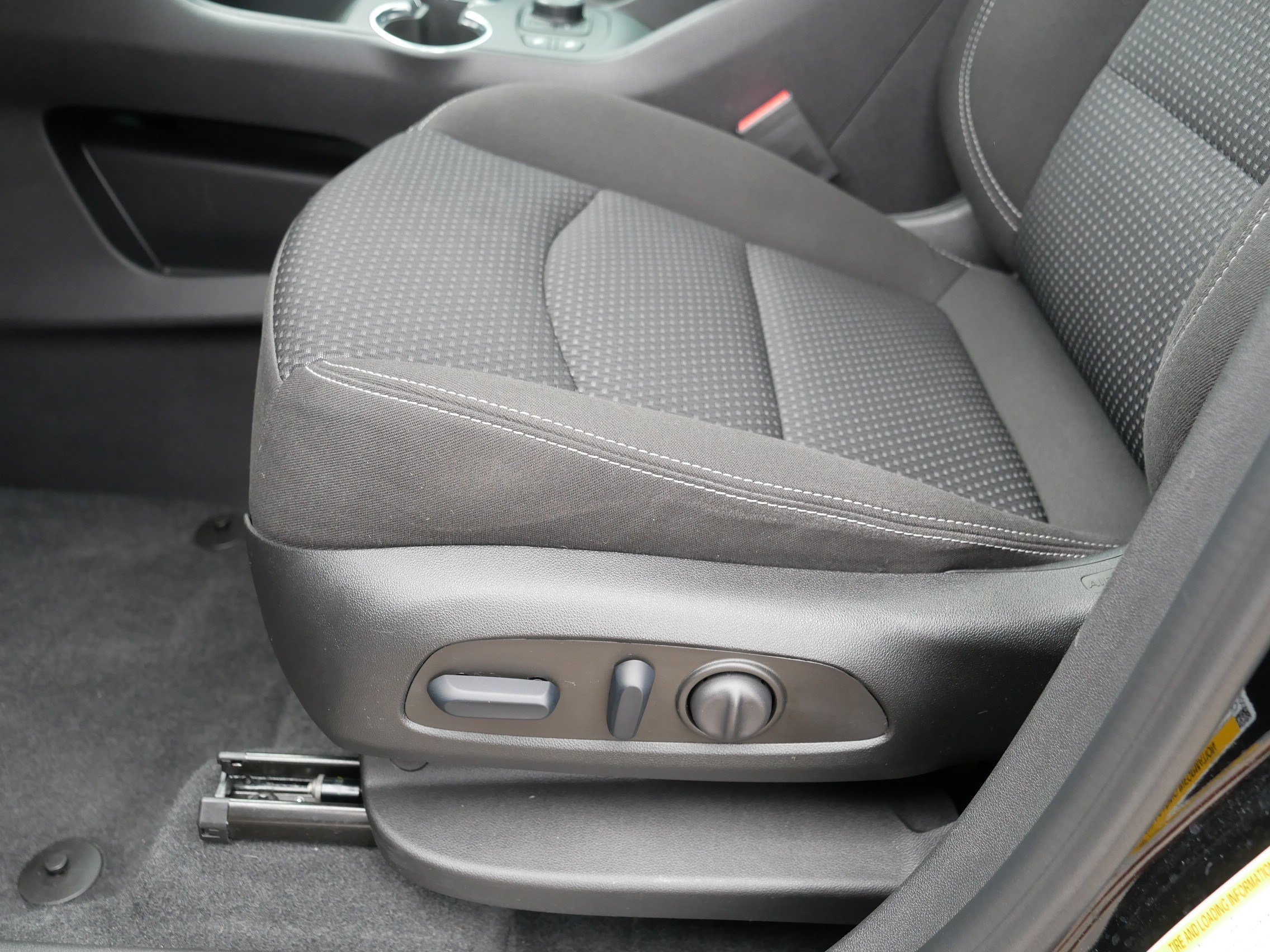 Used 2024 GMC Terrain SLE w/ Driver Convenience Package AWD/4WD image 20