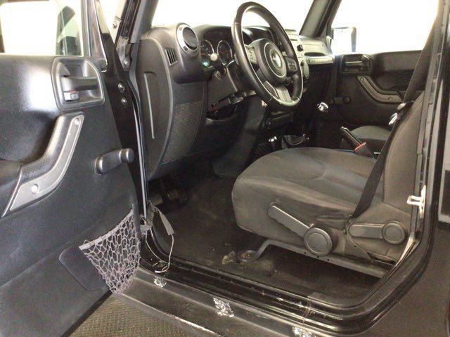 Used 2016 Jeep Wrangler Unlimited Sport w/ Dual Top Group AWD/4WD image 16
