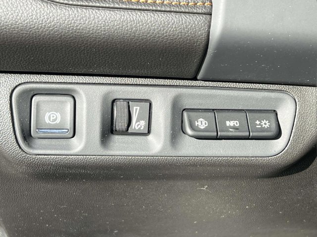 Used 2023 GMC Acadia AT4 w/ Technology Package image 19