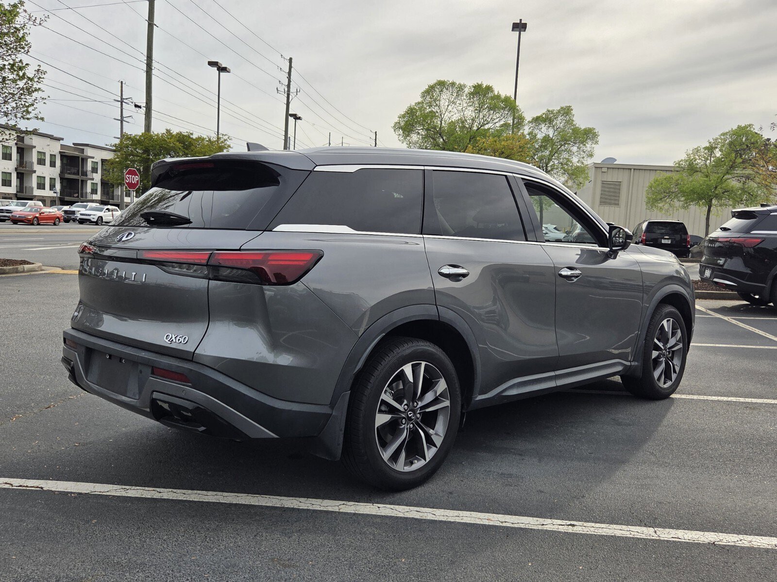 Used 2023 INFINITI QX60 Luxe AWD/4WD image 6