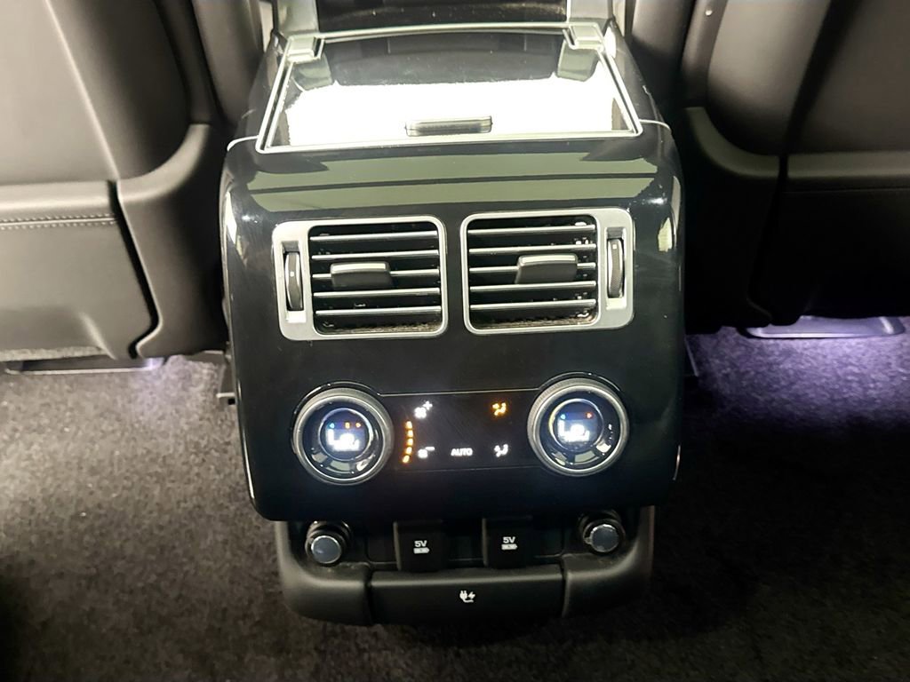 Used 2019 Land Rover Range Rover Long Wheelbase Supercharged AWD/4WD image 24