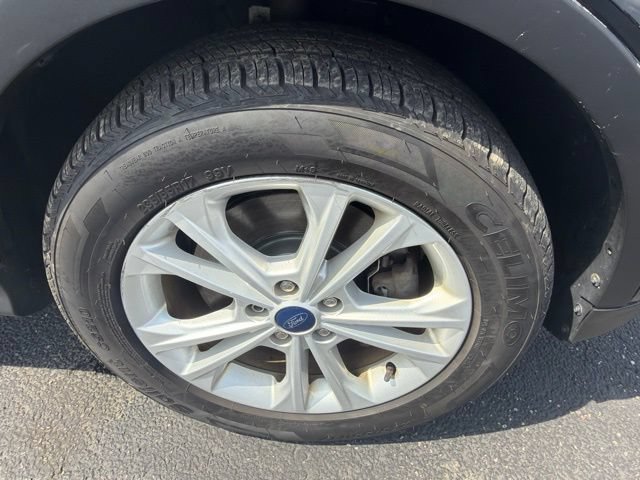 Used 2018 Ford Escape SEL AWD/4WD image 27