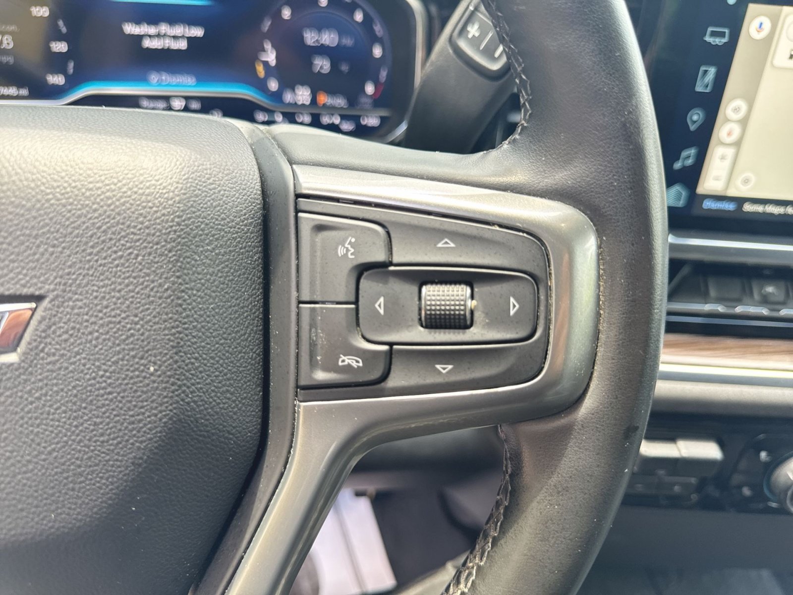 Used 2024 Chevrolet Silverado 1500 LT Trail Boss w/ Protection Package AWD/4WD image 17