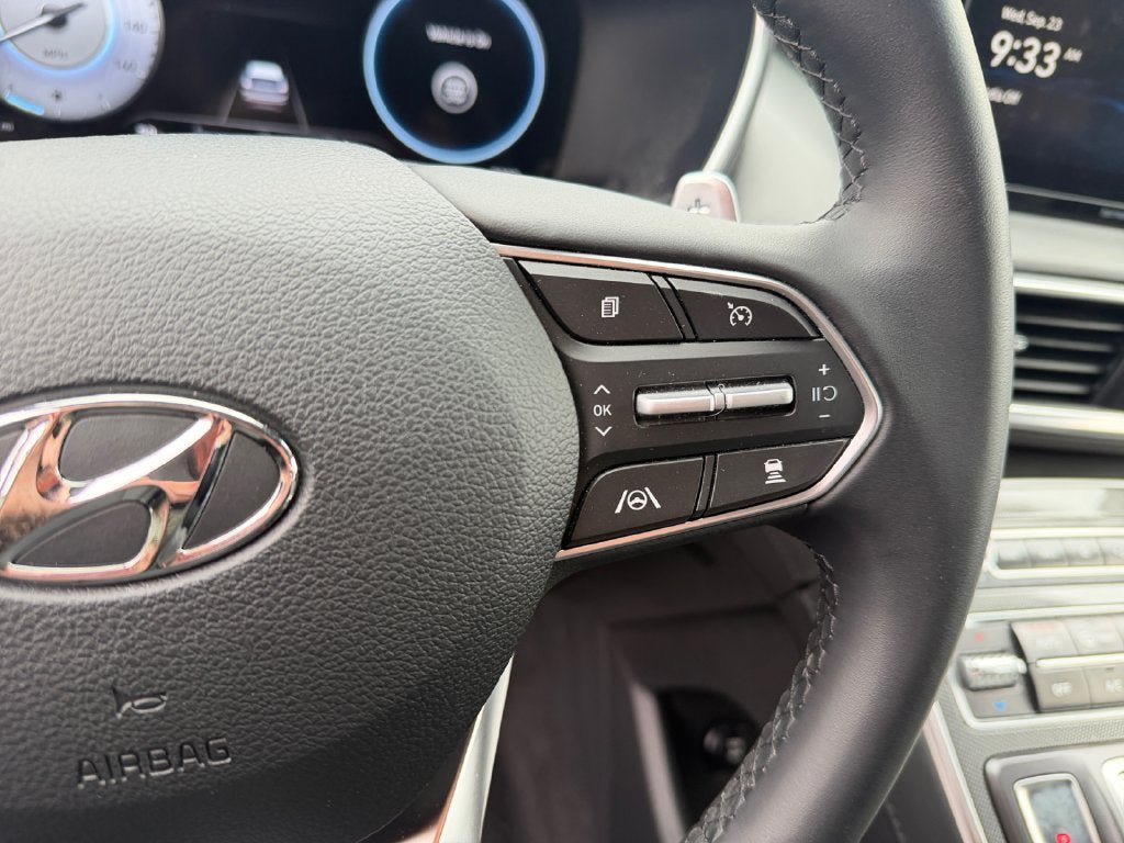 Certified 2023 Hyundai Santa Fe SEL w/ Premium Package AWD/4WD image 17