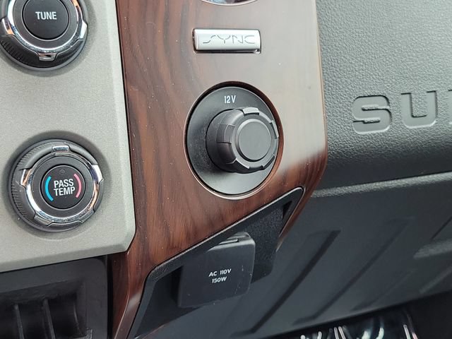 Used 2016 Ford F250 Lariat RWD image 11