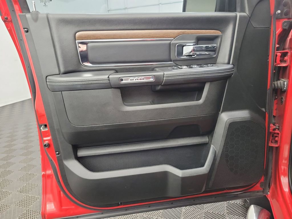 Used 2018 RAM 1500 Laramie w/ Convenience Group image 17