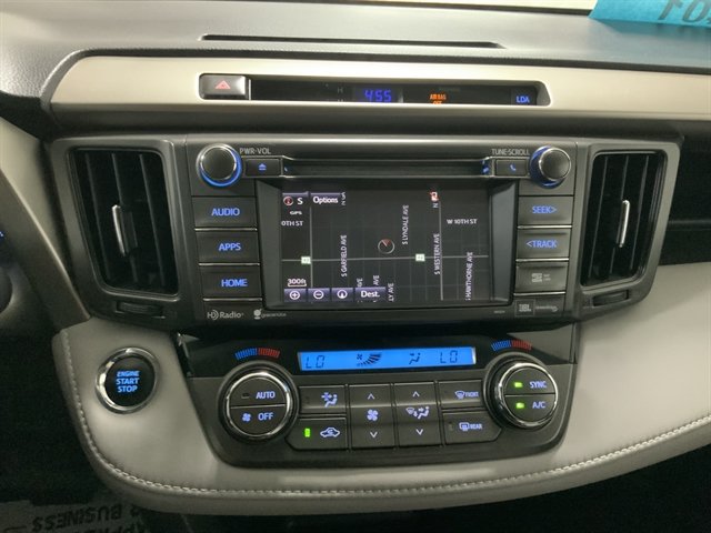 Used 2015 Toyota RAV4 Limited w/ Technology Package AWD/4WD image 28