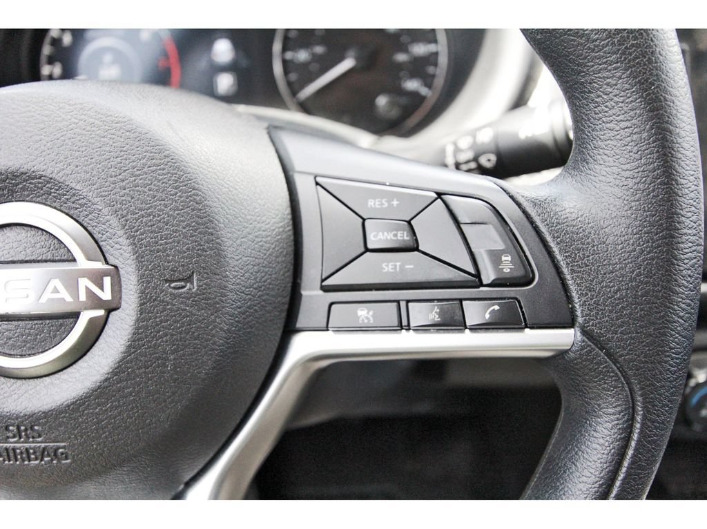 Used 2022 Nissan Kicks SV FWD image 14