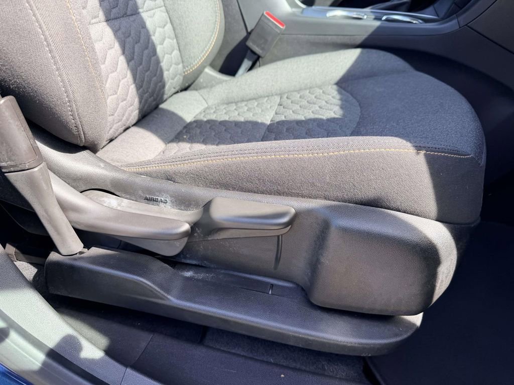 Used 2021 Chevrolet Equinox LT AWD/4WD image 13