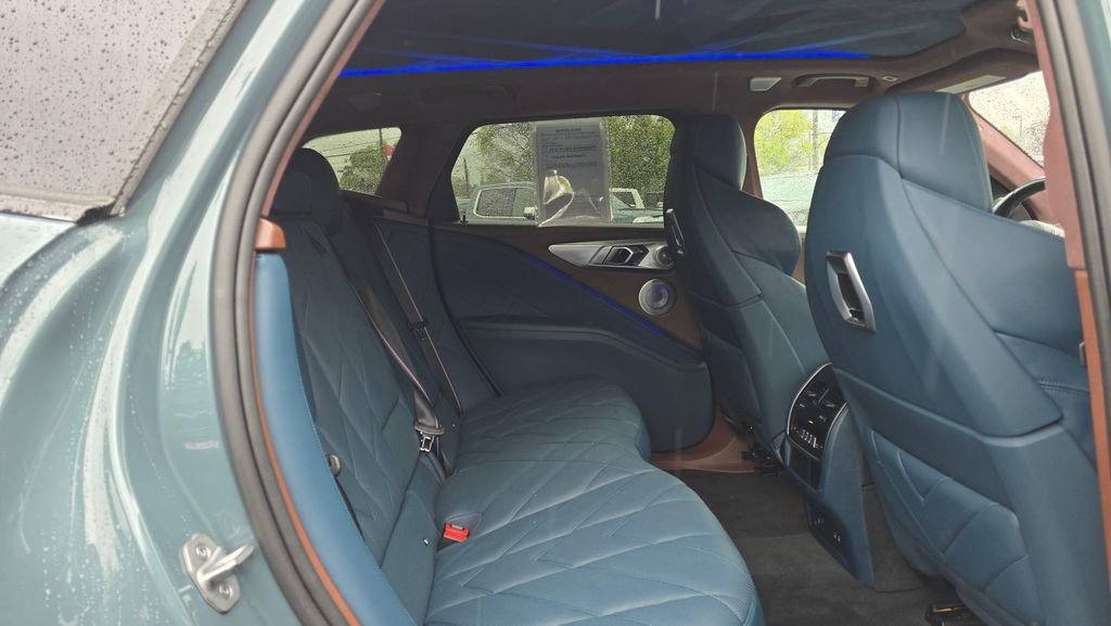 Used 2023 BMW XM AWD/4WD image 12