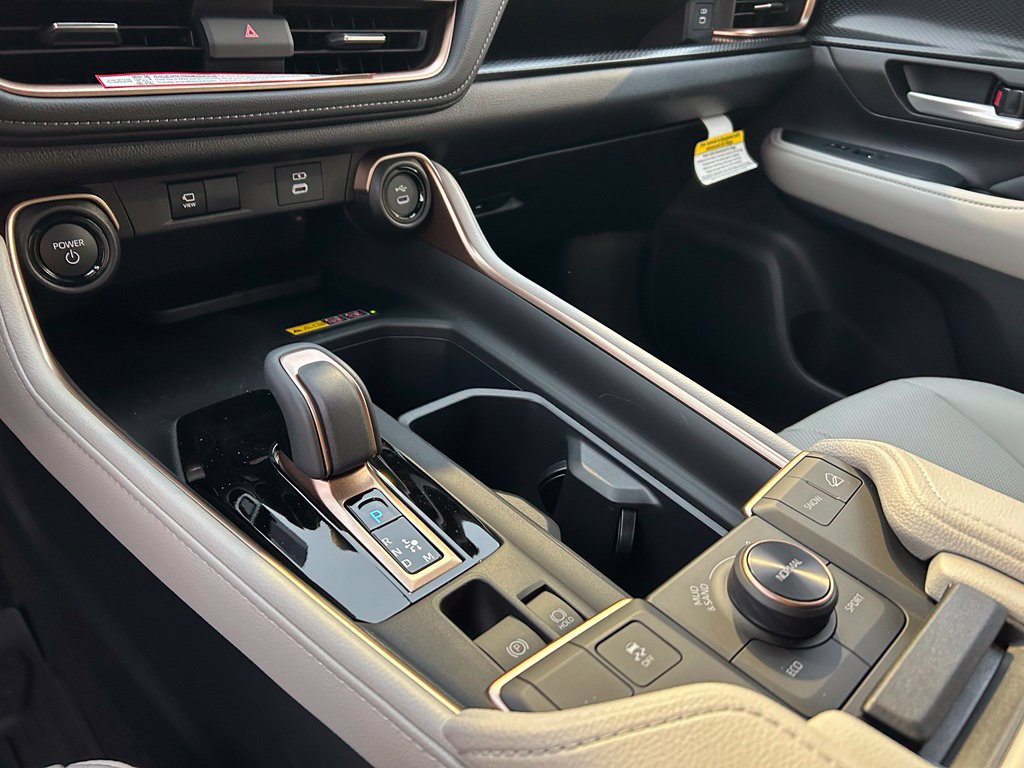 Used 2026 Toyota Grand Highlander AWD Hybrid image 21