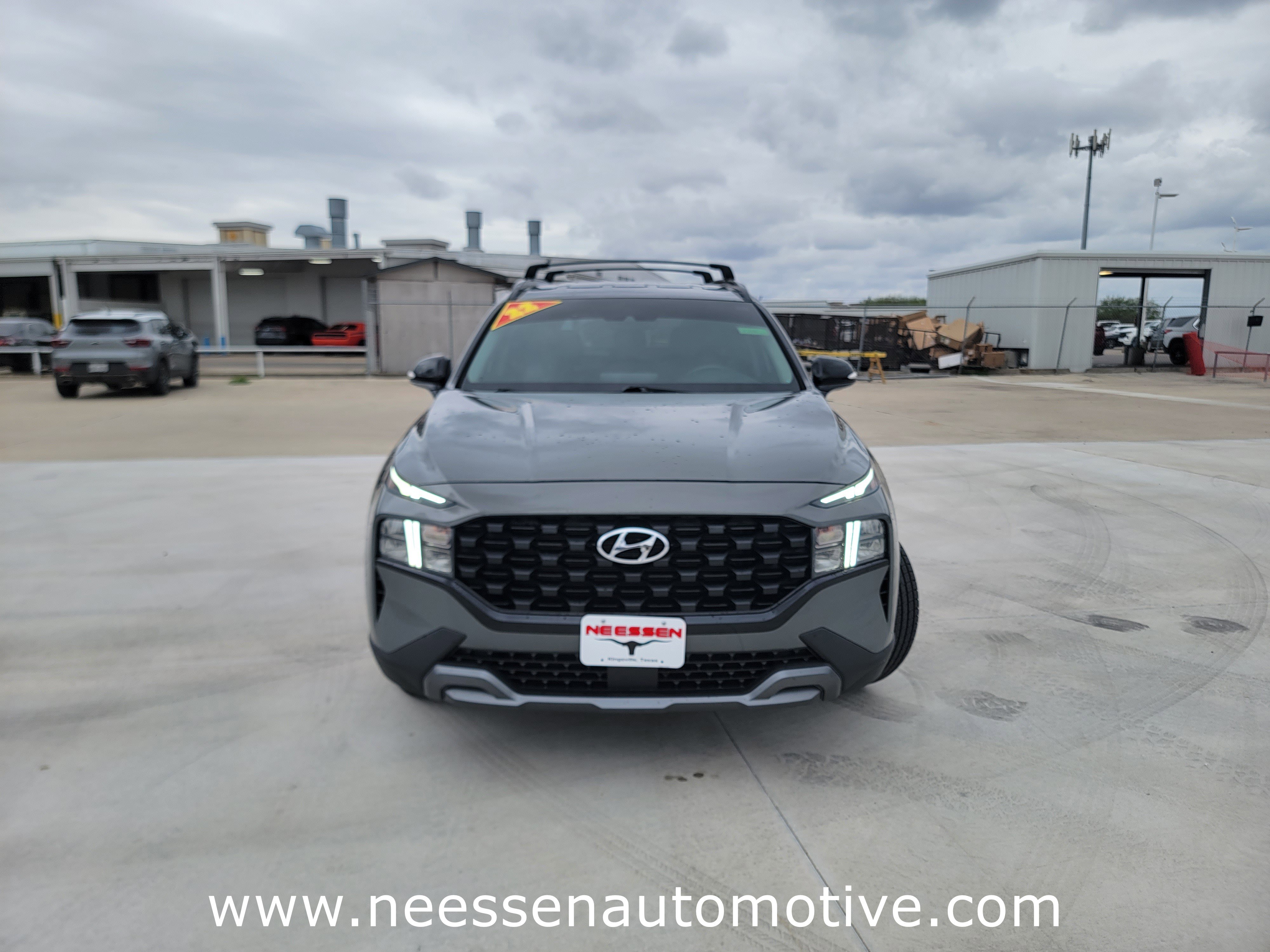 Used 2022 Hyundai Santa Fe XRT image 2