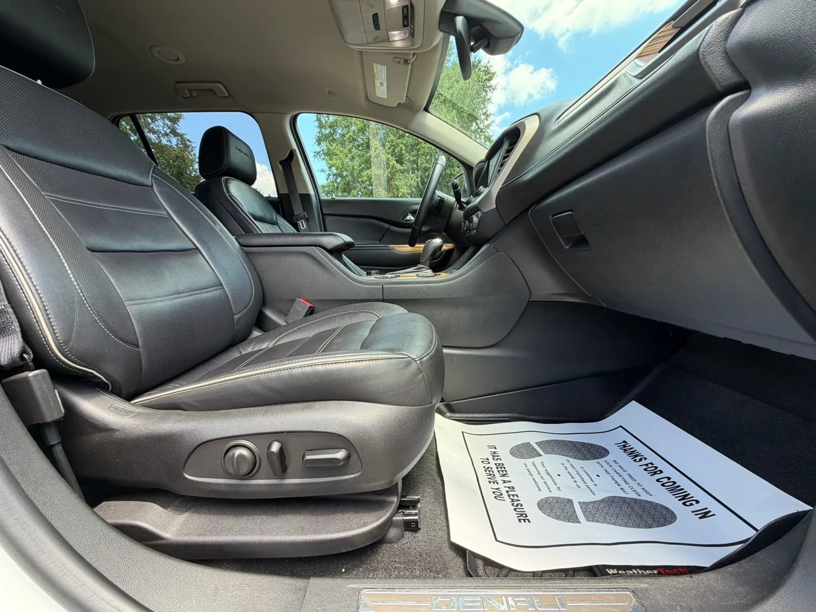 Used 2017 GMC Acadia Denali FWD image 39