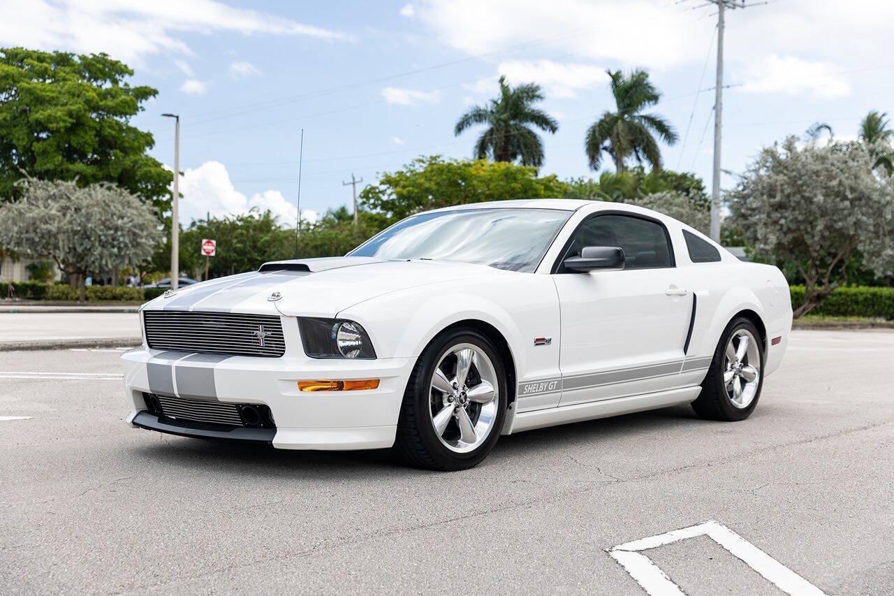 Used 2007 Ford Mustang GT RWD image 4