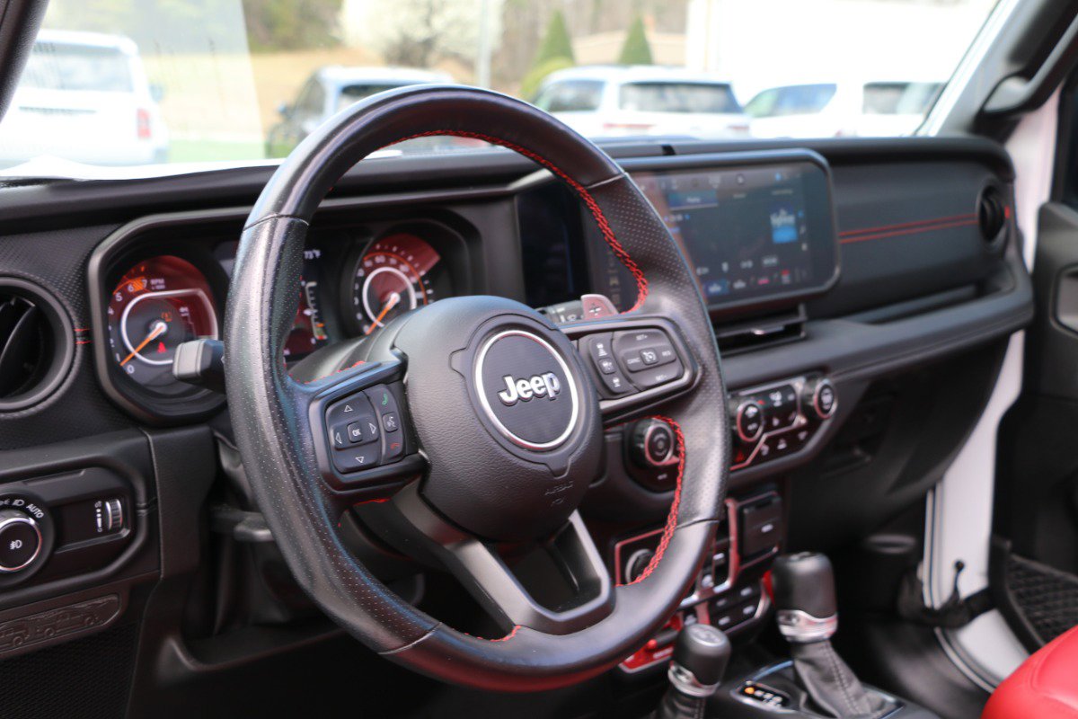 Used 2024 Jeep Wrangler Unlimited Rubicon 392 AWD/4WD image 16