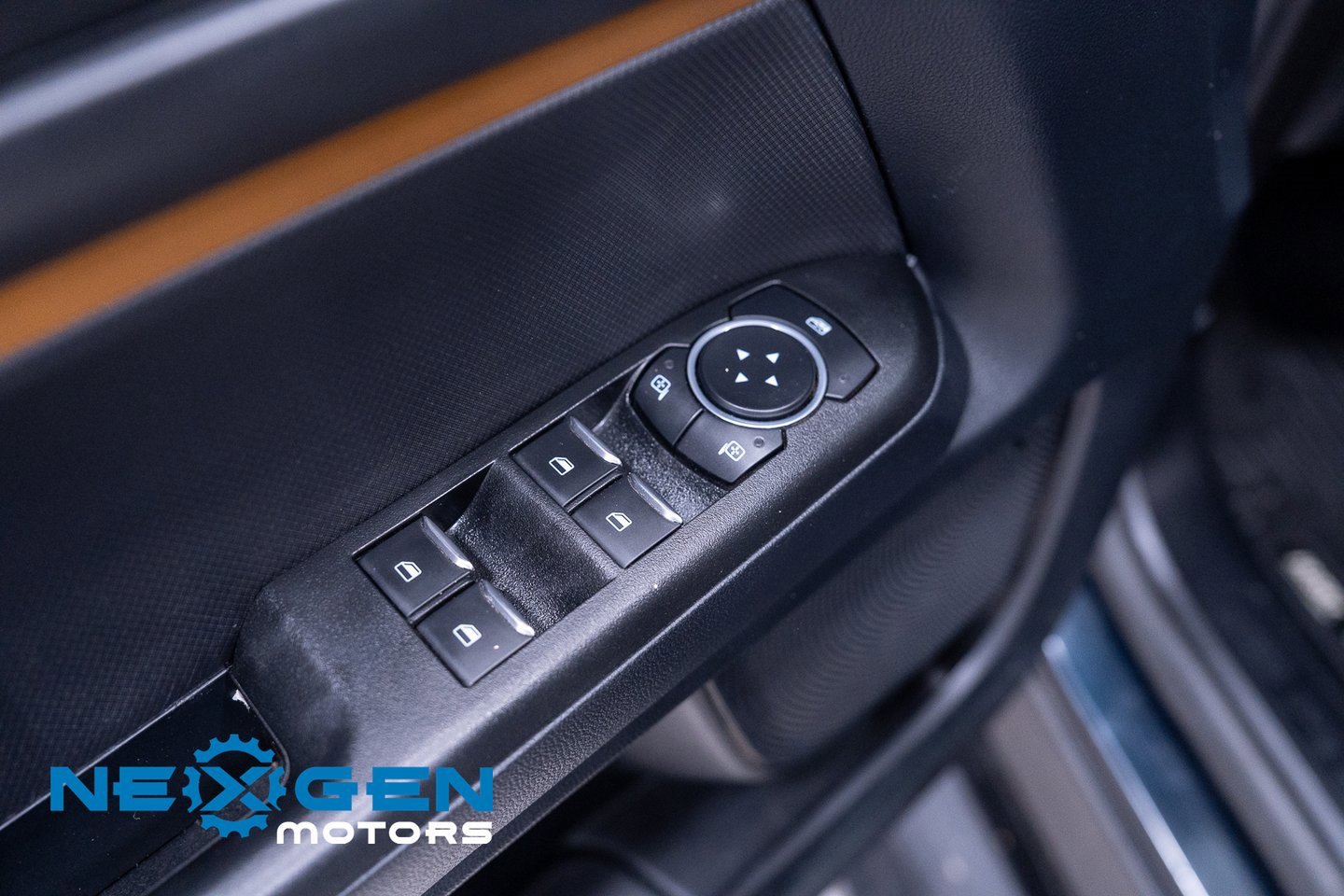 Used 2023 Ford Bronco Sport Badlands image 21