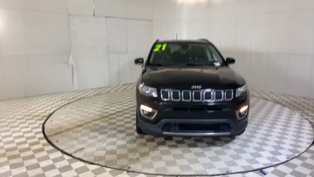 Used 2021 Jeep Compass Limited AWD/4WD image 5