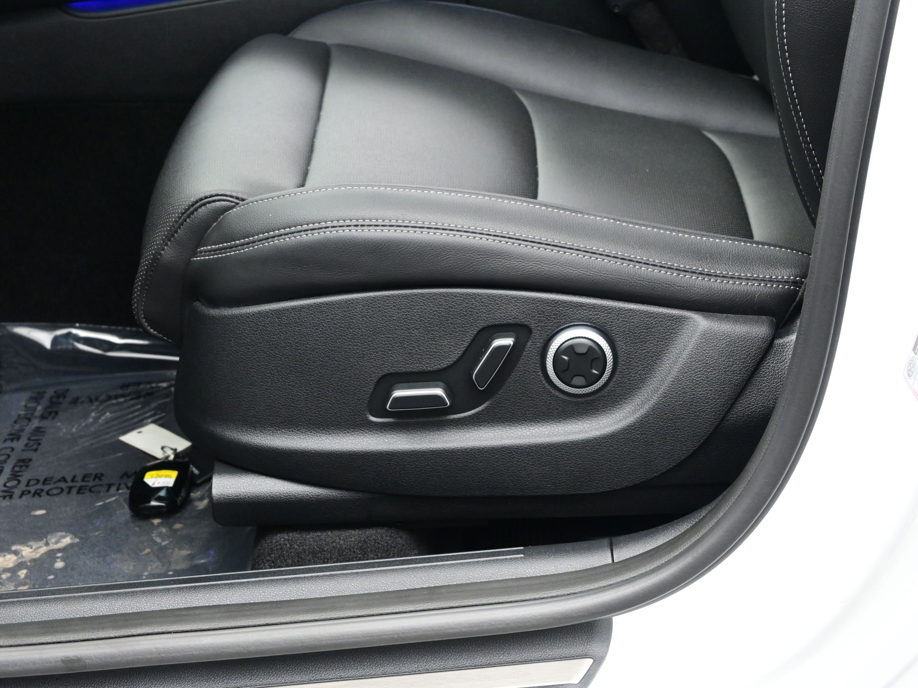 Certified 2026 Genesis GV70 2.5T image 11