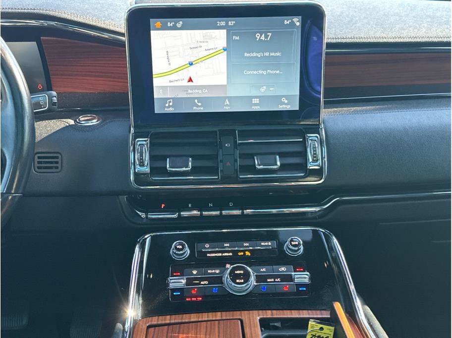 Used 2019 Lincoln Navigator L Reserve image 17