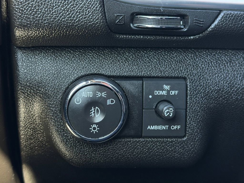 Used 2014 Chevrolet Traverse LTZ image 22