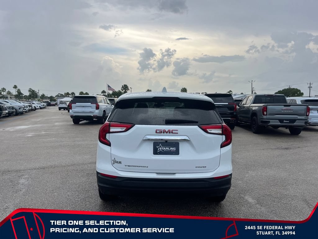 Used 2024 GMC Terrain SLE AWD/4WD image 6