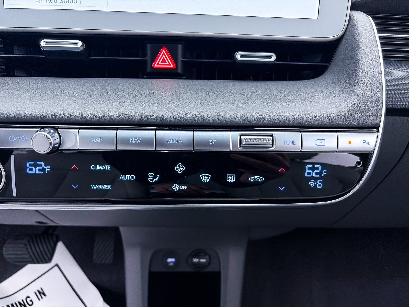 Used 2023 Hyundai Ioniq 5 Limited image 25