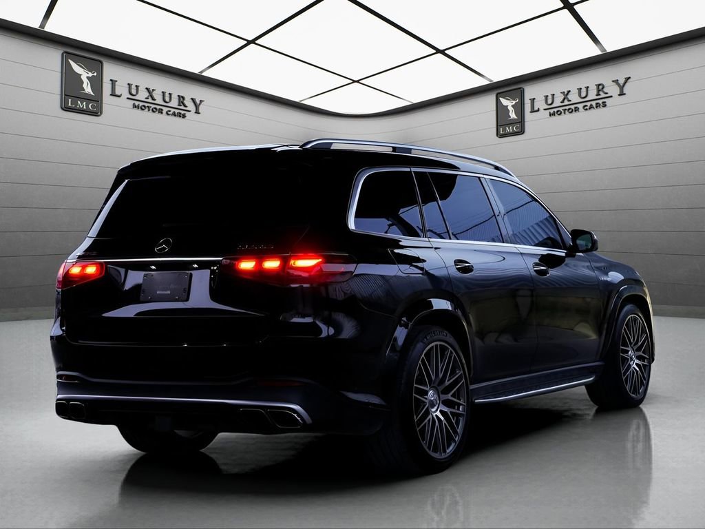 Used 2024 Mercedes-Benz GLS 63 AMG 4MATIC image 8