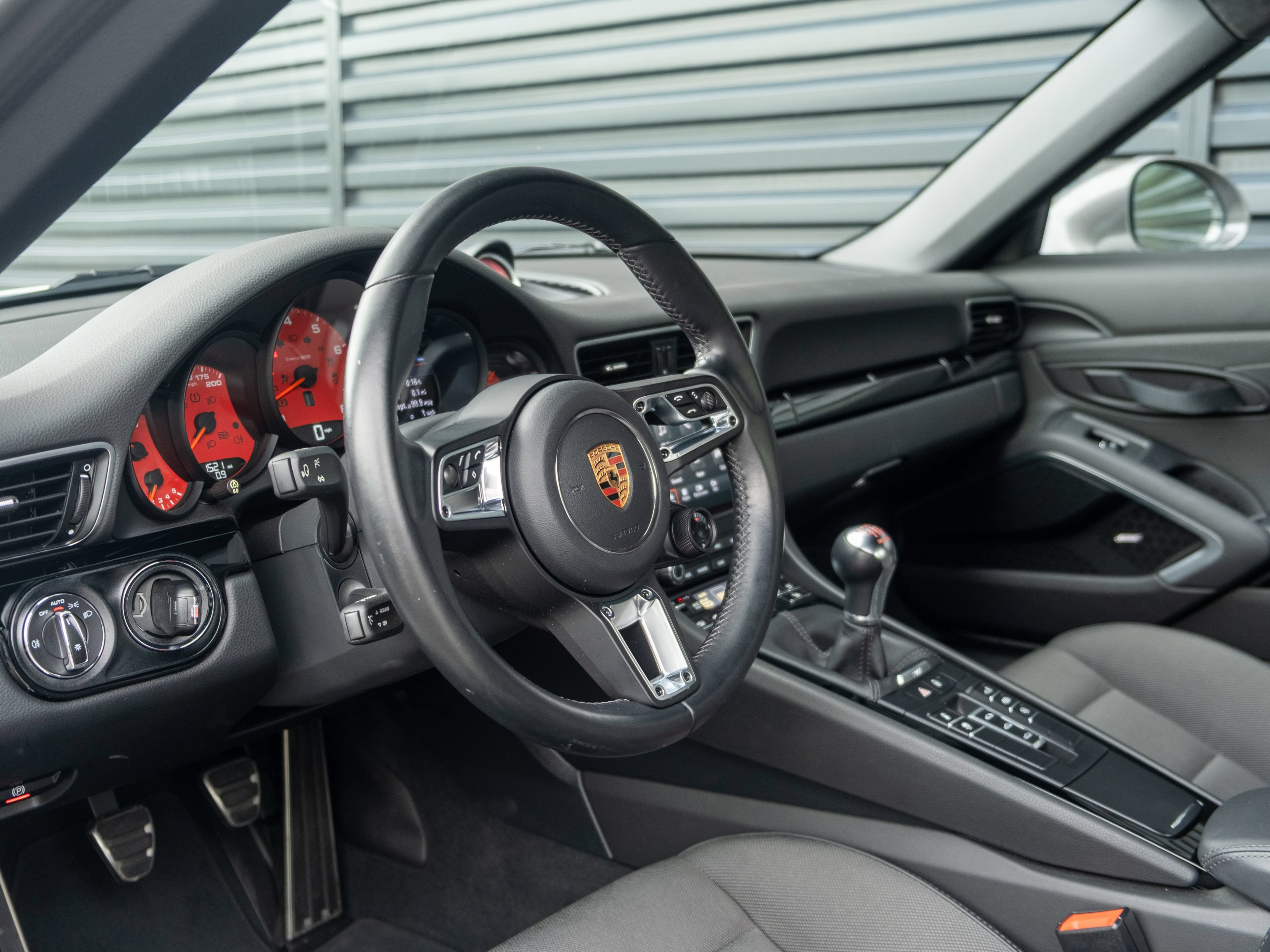 Certified 2019 Porsche 911 Carrera T RWD image 4