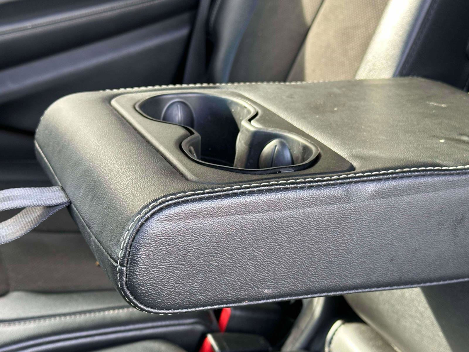 Used 2023 Jeep Grand Cherokee L Laredo image 13