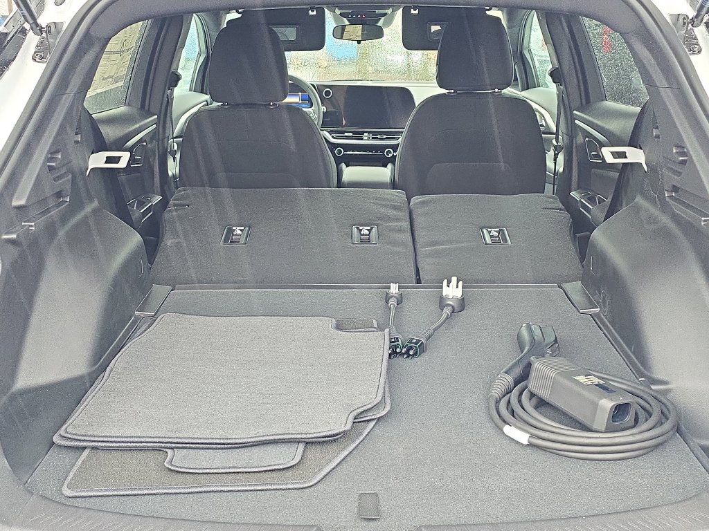 New 2026 Chevrolet Equinox EV LT image 10