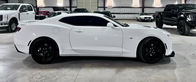 Used 2017 Chevrolet Camaro SS RWD image 2