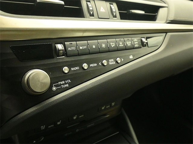 Used 2021 Lexus ES 350 w/ Premium Package image 17