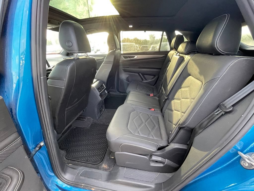 Used 2024 Volkswagen Atlas Cross Sport SE AWD/4WD image 22
