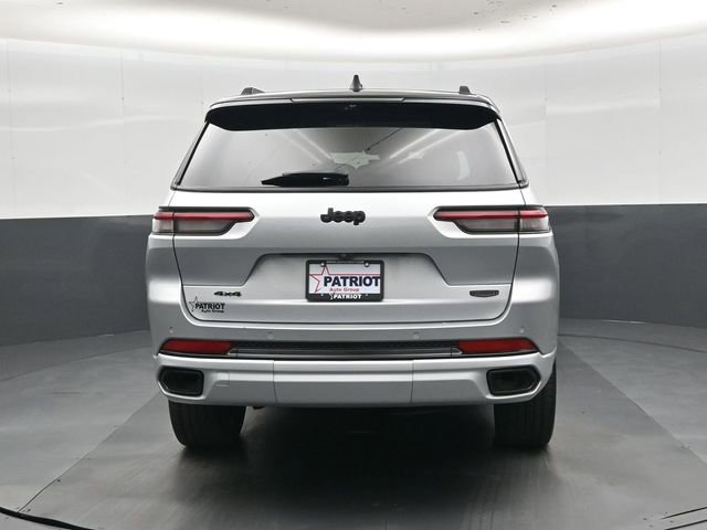 Used 2023 Jeep Grand Cherokee L Summit AWD/4WD image 5